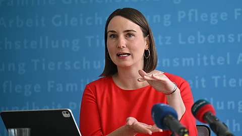 Thüringens Gesundheitsministerin Katharina Schenk fordert Klarheit bei Klinik-Soforthilfen.