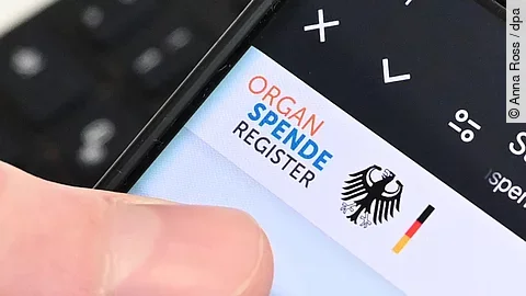 urn:newsml:dpa.com:20090101:241205-935-358167 urn:newsml:dpa.com:20090101:241205-935-358167