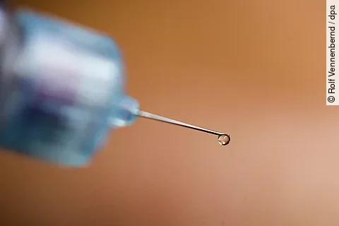 urn:newsml:dpa.com:20090101:241118-935-333802