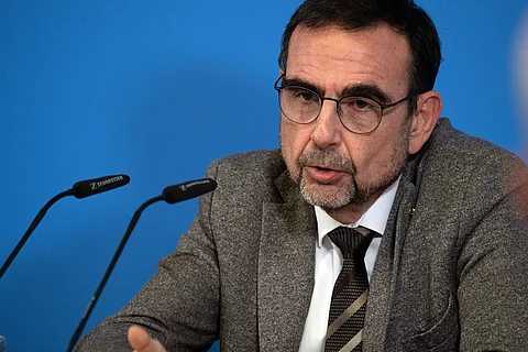 urn:newsml:dpa.com:20090101:260412-935-1274040