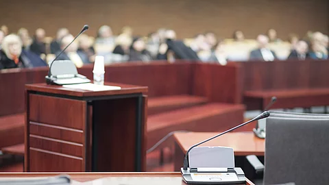 Strafrechtliche Ermittlungen gegen Arzt wegen sexueller Übergriffe starte im Herbst.