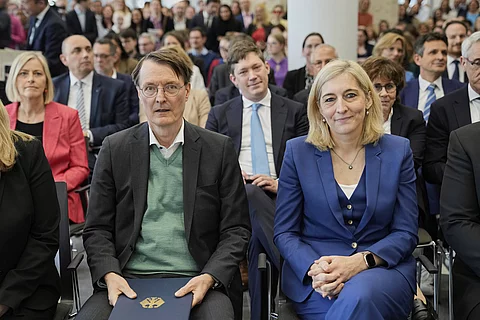 Nina Warken bei der Amtsübernahme in Berlin