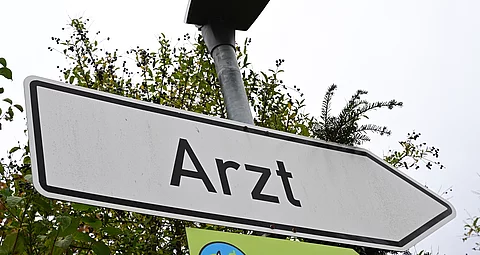 Der Ärztemangel macht sich bemerkbar.